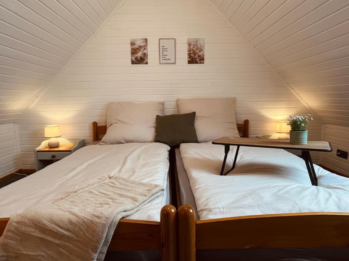 Frieda - Ferienwohnung Mit Deichblick Friedrichskoog Bagian luar foto