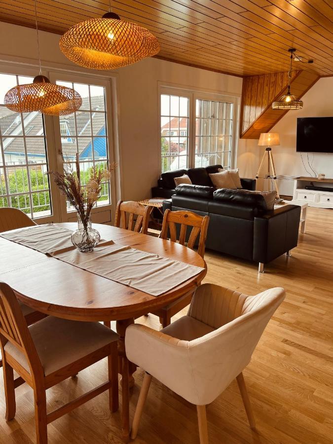 Frieda - Ferienwohnung Mit Deichblick Friedrichskoog Bagian luar foto