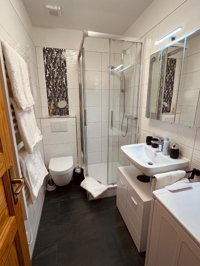 Frieda - Ferienwohnung Mit Deichblick Friedrichskoog Bagian luar foto