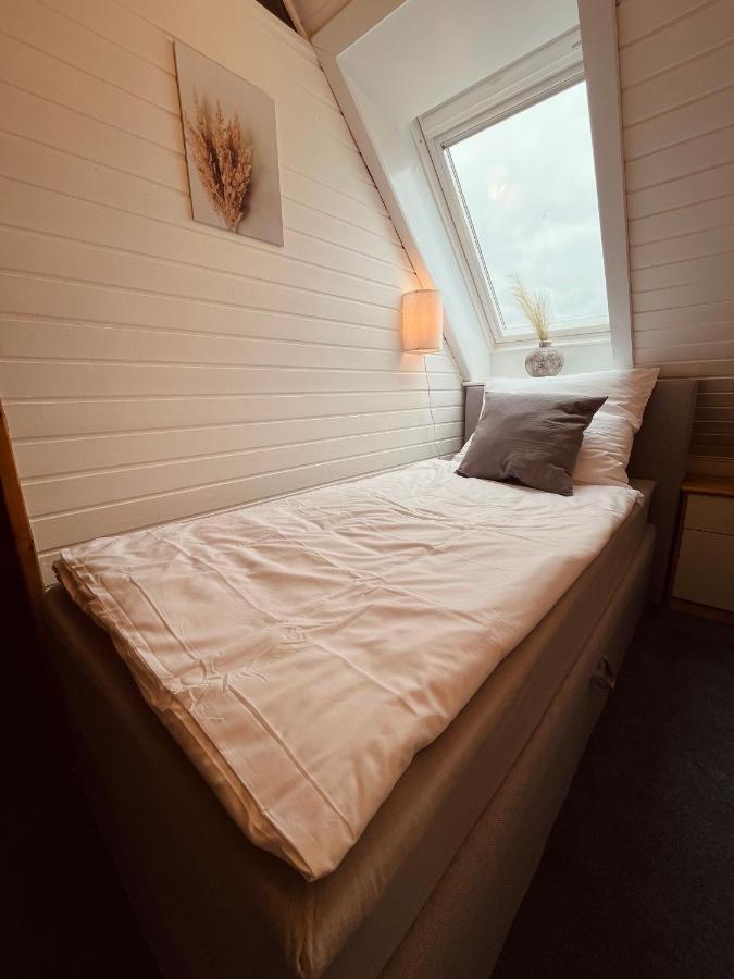 Frieda - Ferienwohnung Mit Deichblick Friedrichskoog Bagian luar foto